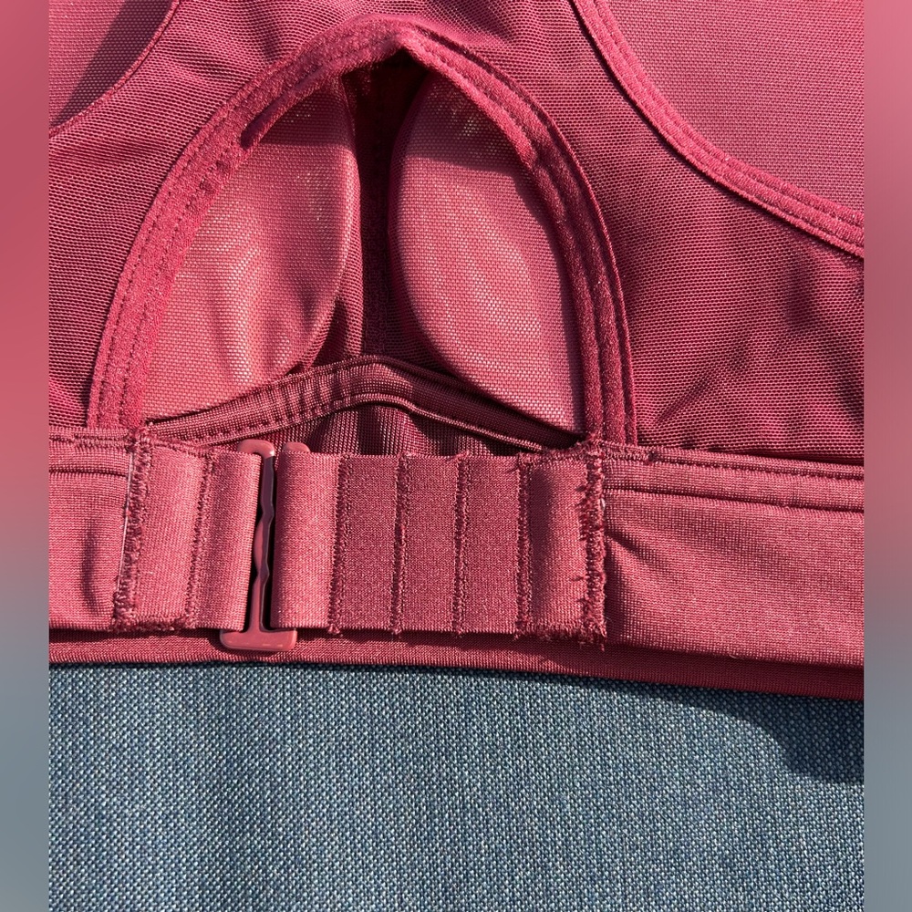 Fabletics Blade Zip Front High Impact Sport Bra - Picture 5 of 8